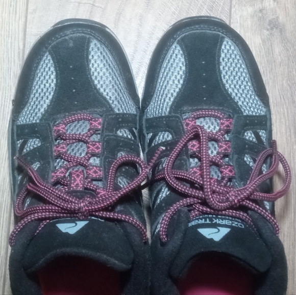Ozark Trail Grey & Pink Hiking Sneakers Size 6 - Picture 6 of 11